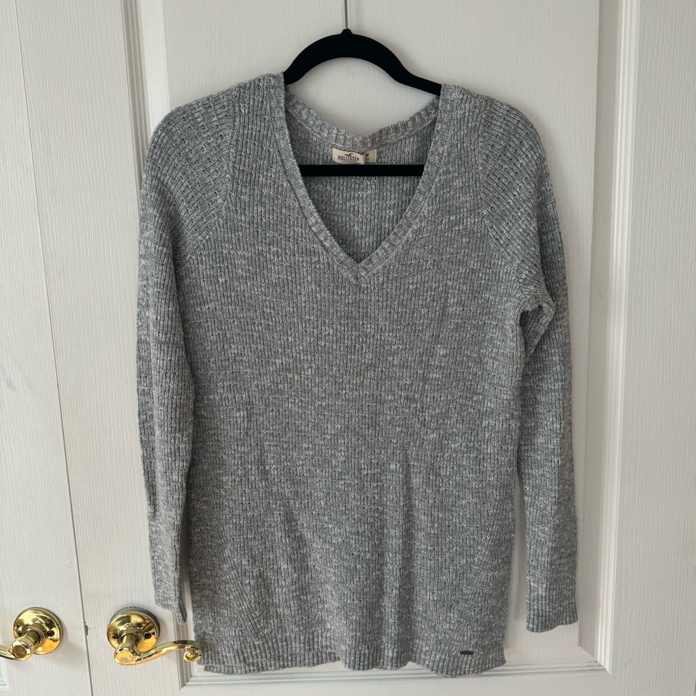 Hollister Grey sweater